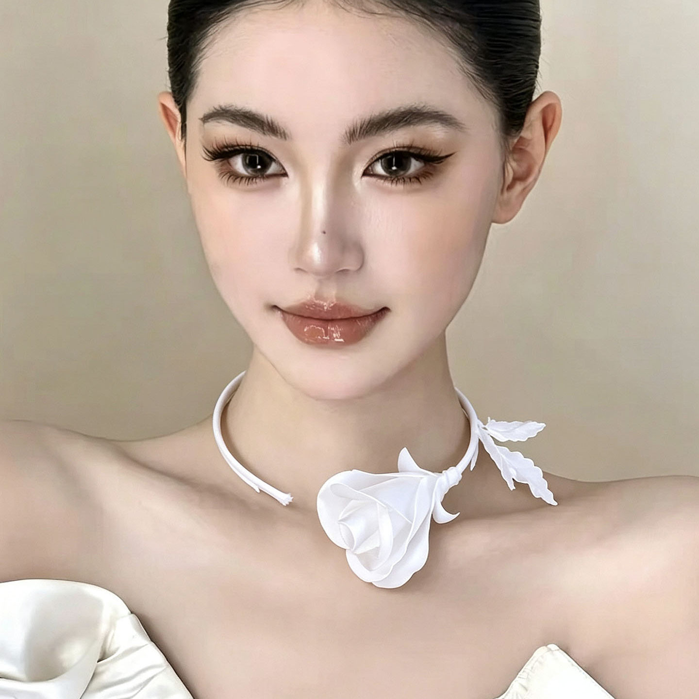 Women Formal Wear Black - Fashion Jewelry Handmade White Black Rose