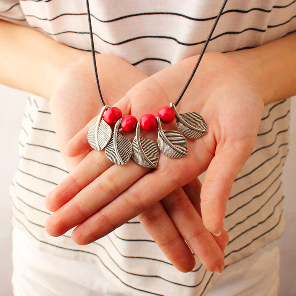 Ceramic Floral Leaves Necklace - огляд і ціна Unique Women'S Formal Wear
